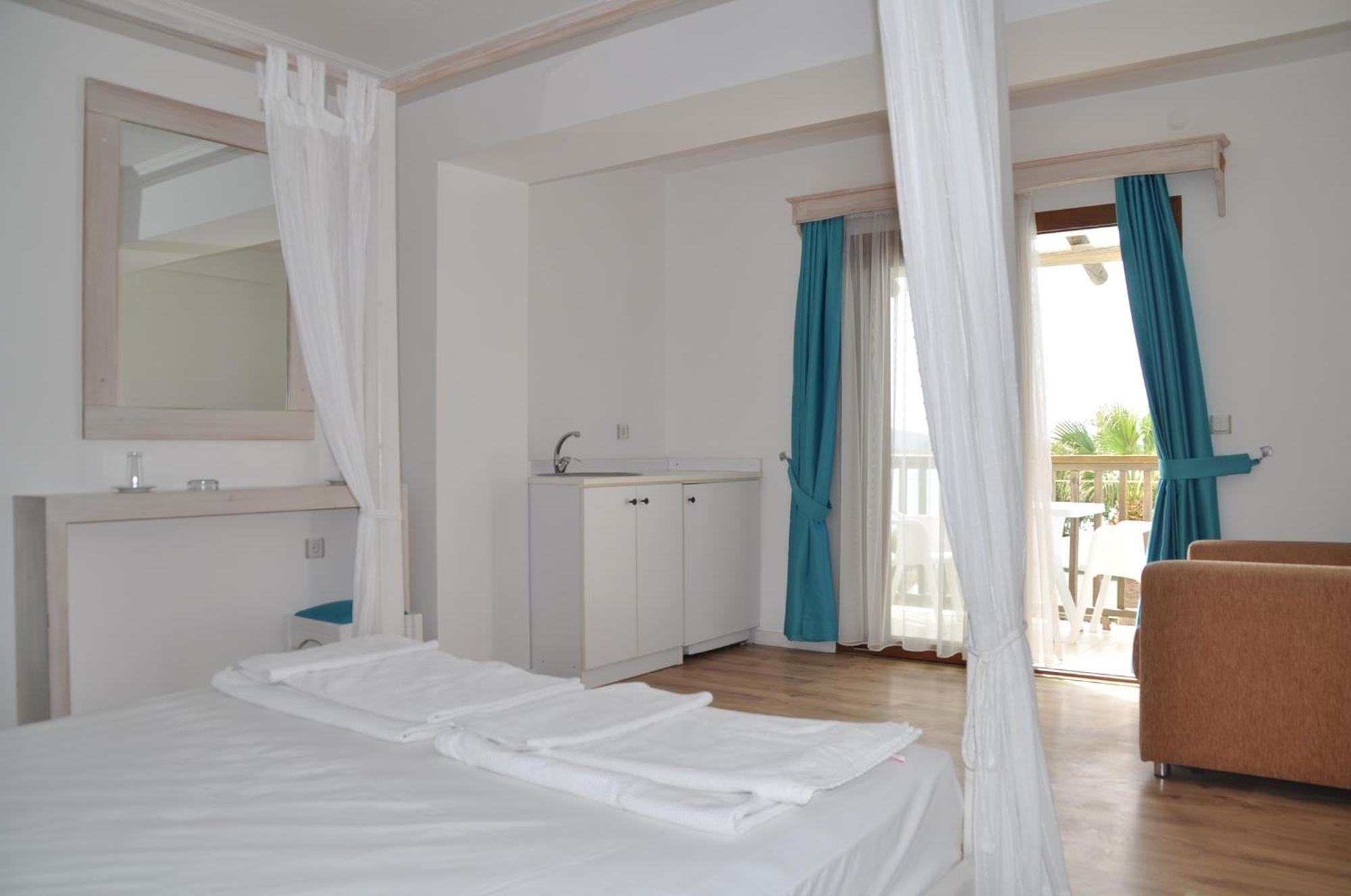 Gumbet Cove Hotel Habitación foto